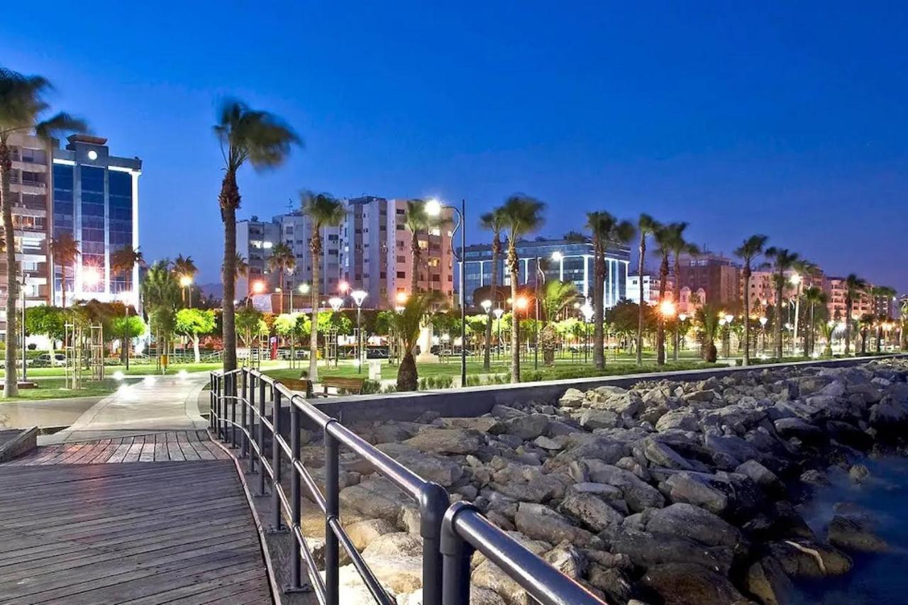 Sea Front & City Center, Amazing Sea View Limassol Exterior photo